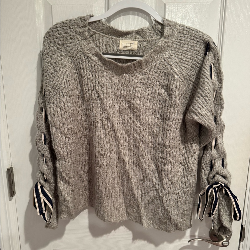 LITZ Sweater
